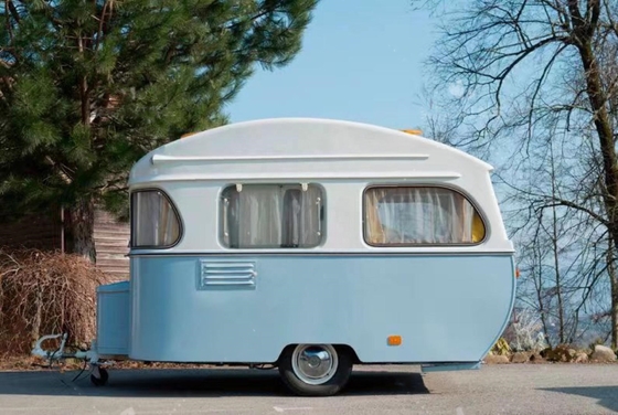 モダンデザインの用品 食料車トレーラー 1.5KW-4.5KW パワー