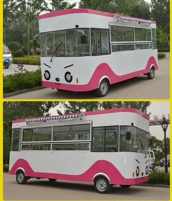 1000KG 220V/50HZ 銀色 浴室と冷蔵庫付き 食料車